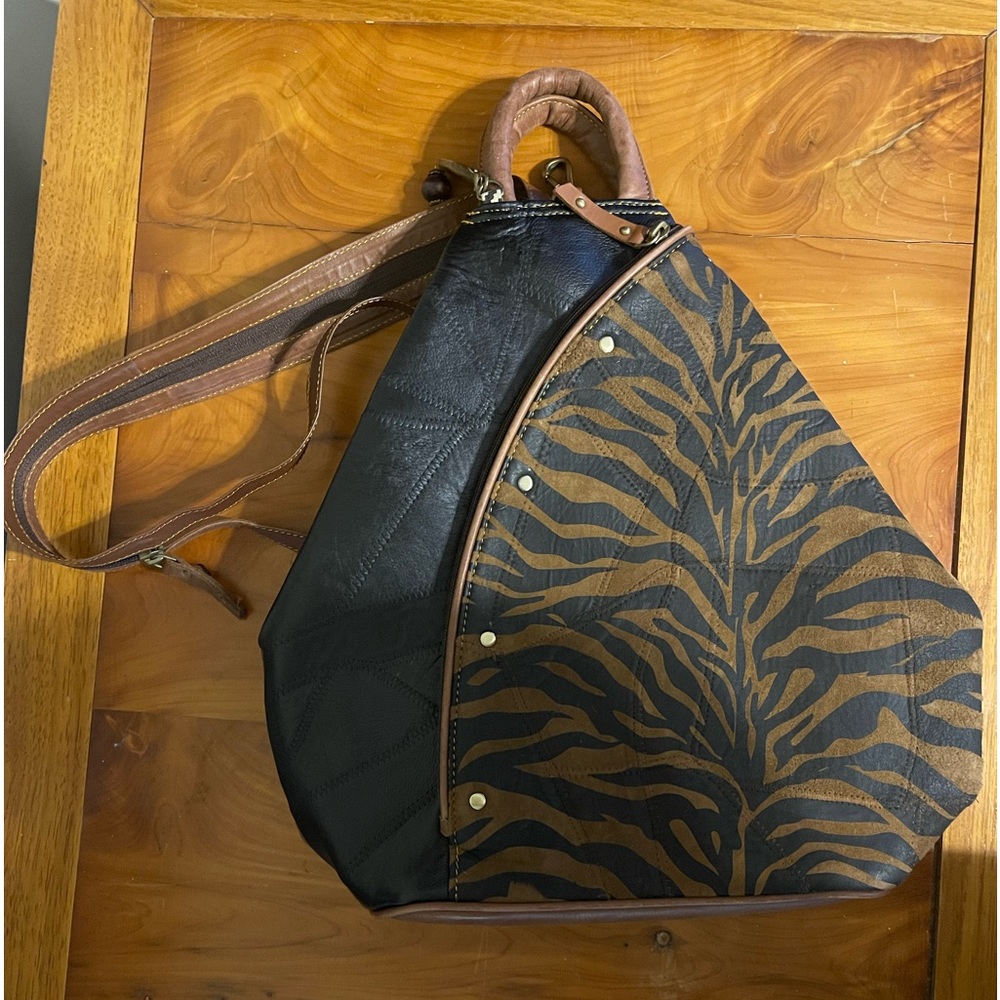Vaan & Co backpack/sling